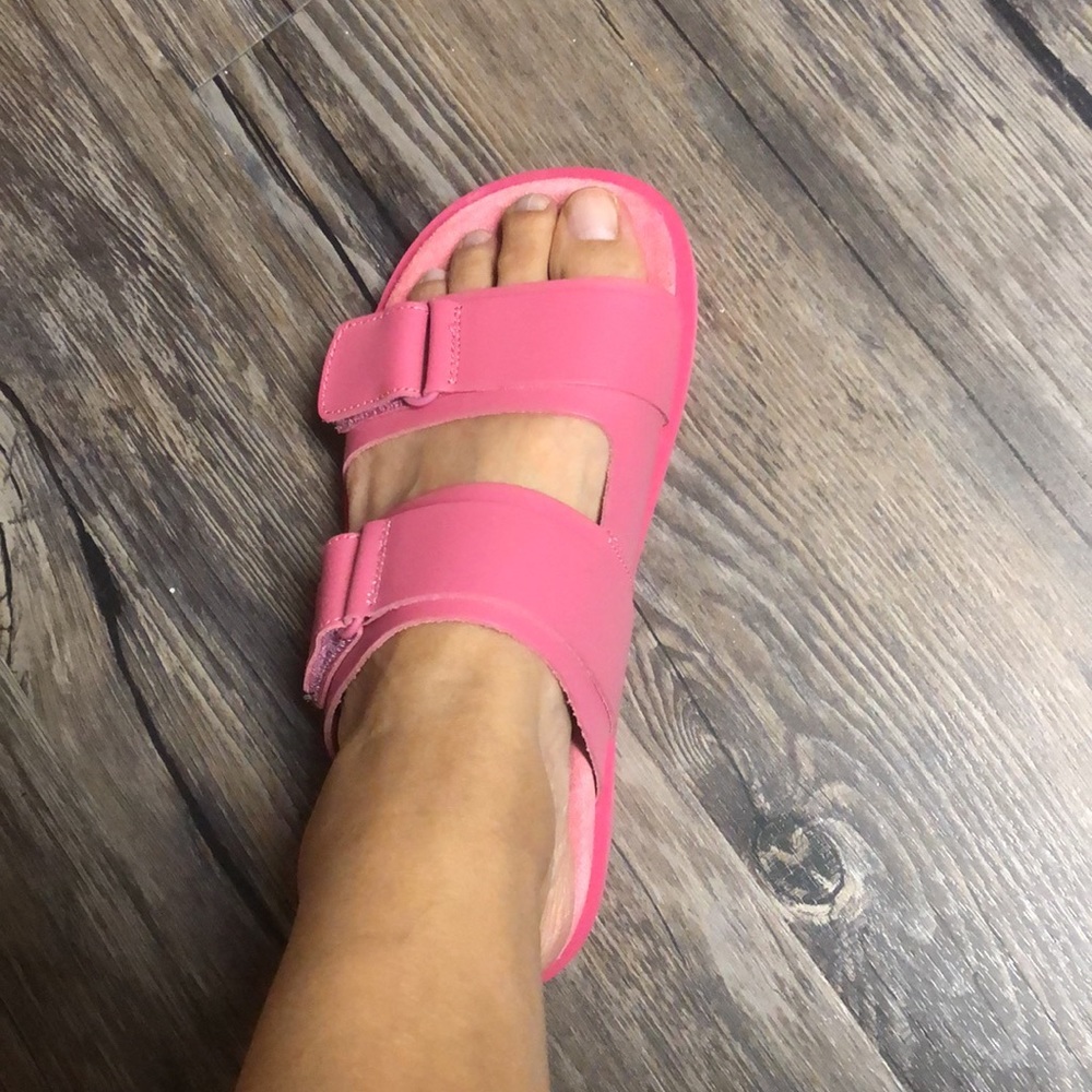 Beautiful leather slide sandals